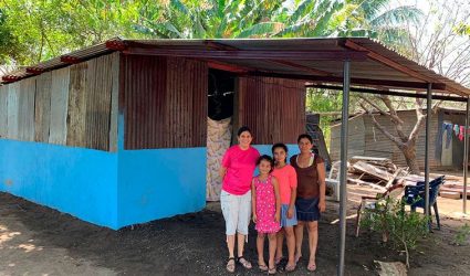 CAJA-Casitas-Y-Letrinas-p